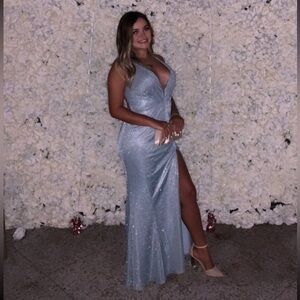 MADELINES BOUTIQUE BLUE PROM DRESS *WORN ONCE*